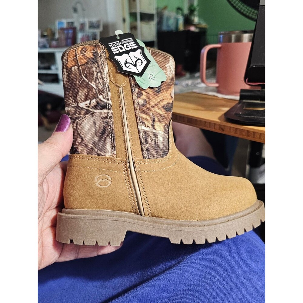 Magellan Outdoors Kids' Boone Realtree Edge Boots